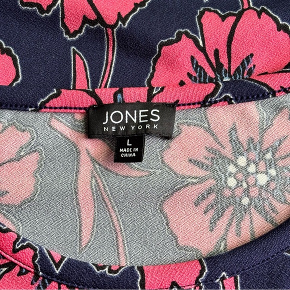 NWT Jones New York Floral Blouse • Pacific Navy/Fresh Guava - Picture 9 of 16